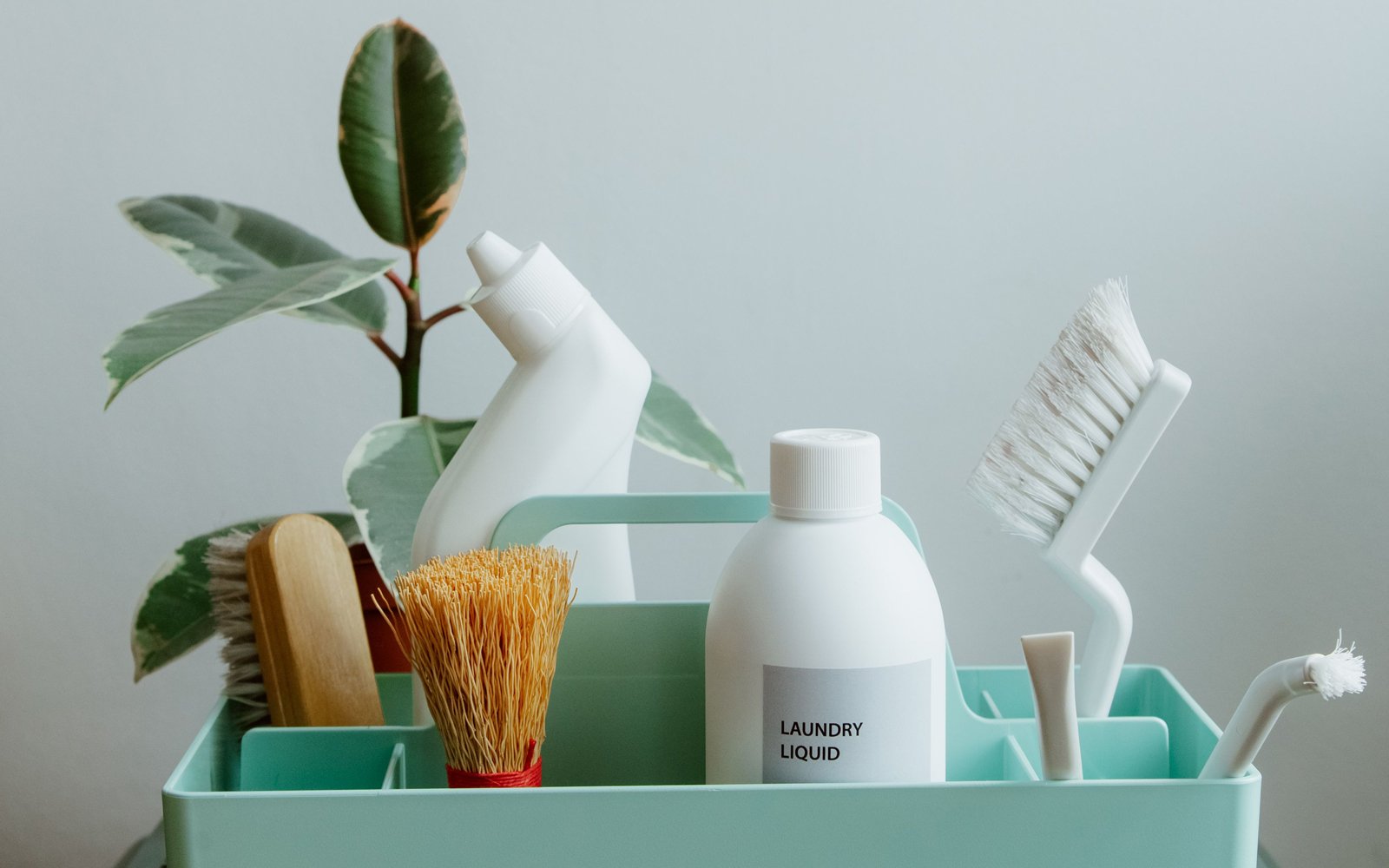 How Water-Soluble Cleaning Concentrate Pods Replace Bottled Cleaners